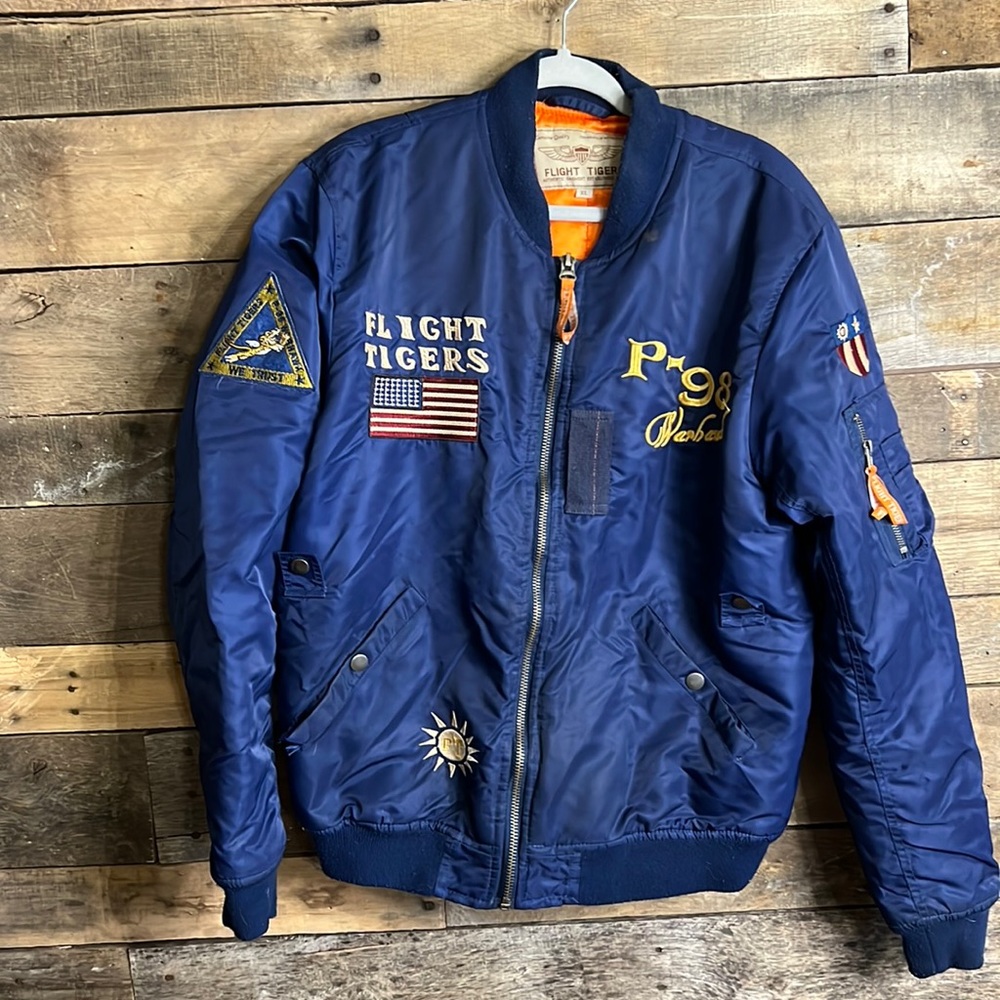 Vintage Men's XL Flight Tigers Black Full Zip Bomber Jacket Patches